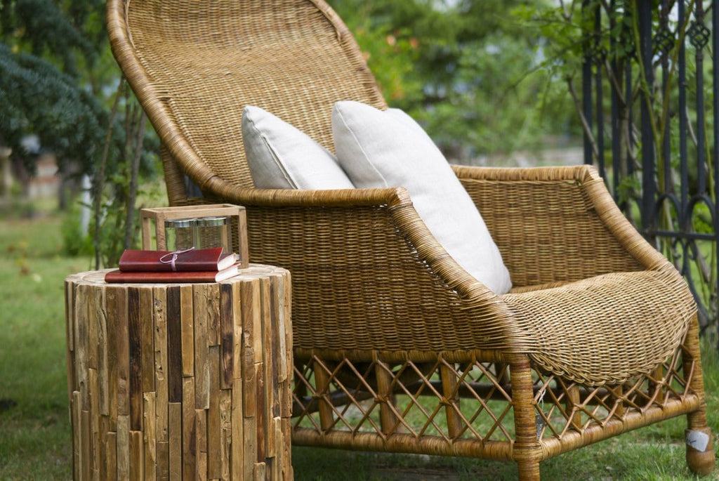 Elevate Your Outdoor Space: Choosing the Perfect Garden Furniture for Relaxation and Entertaining - Beales department store