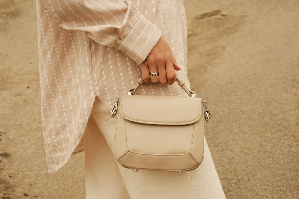 2024 Handbag Trends: Find Your Perfect Match - Beales department store