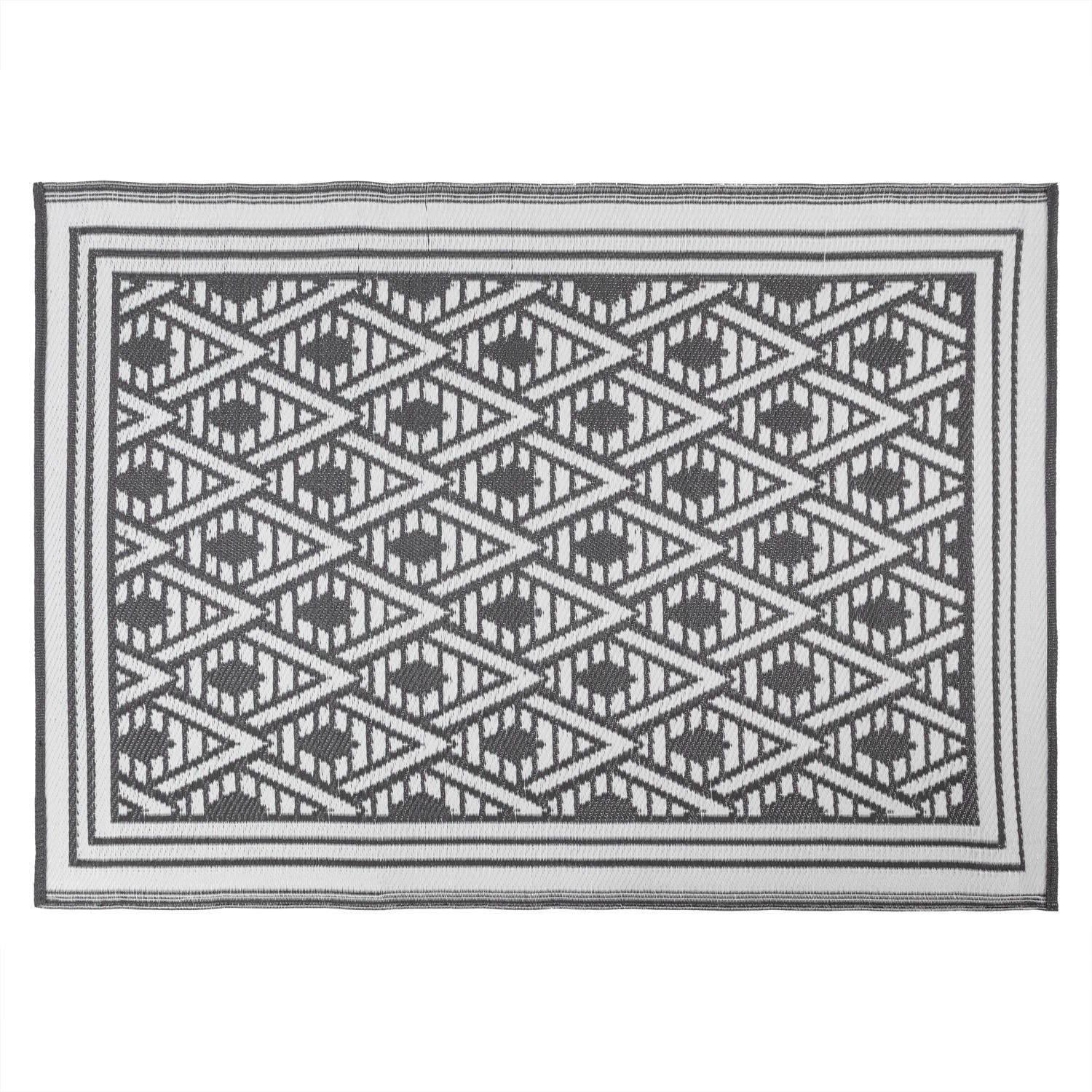 Lightweight Reversible Mono Small Geometric Pattern Outdoor Rug