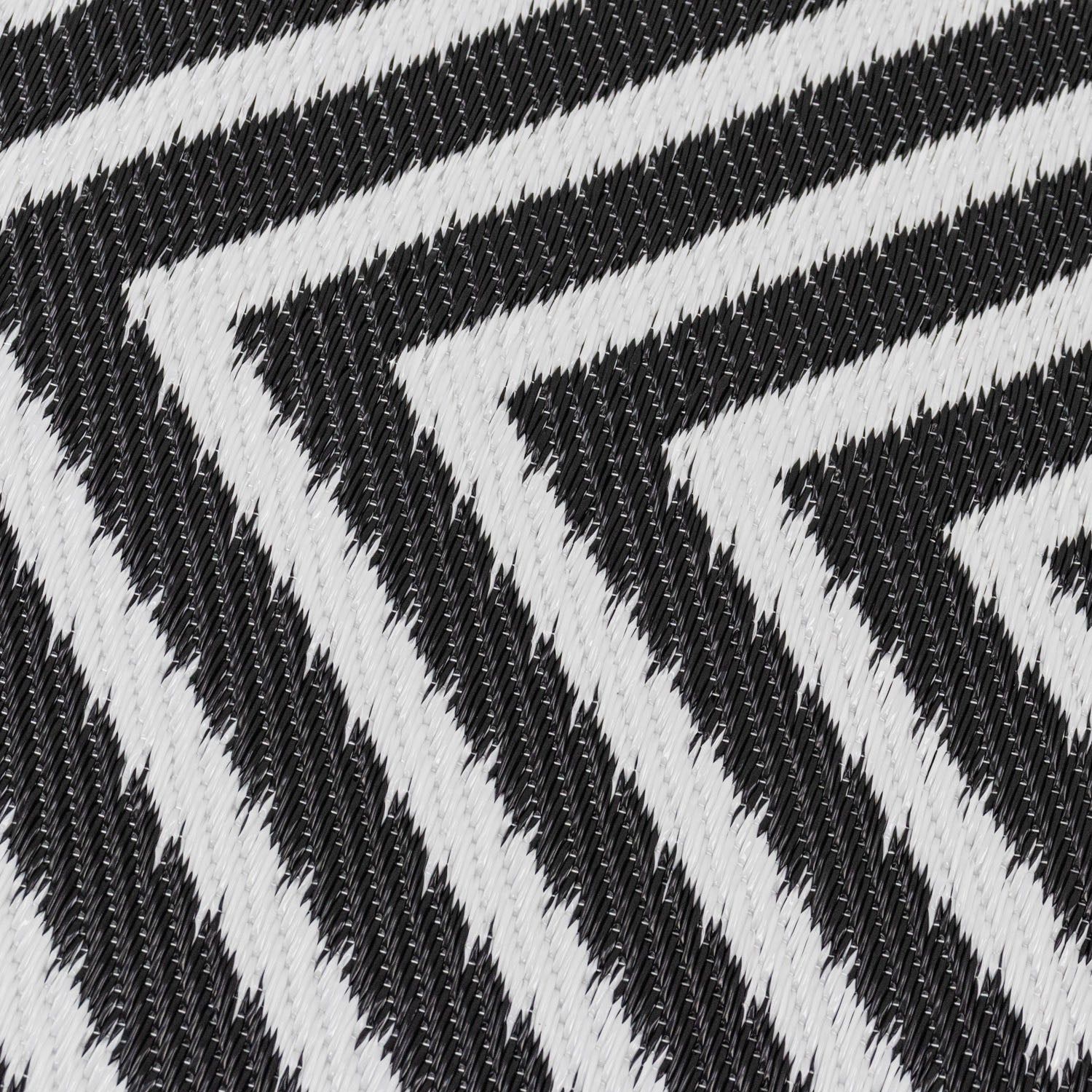Lightweight Reversible Black White Small Tile Pattern Outdoor Rug