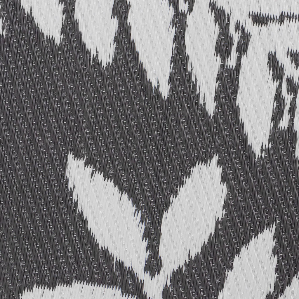 Lightweight Reversible Small Grey Leaf Pattern Outdoor Rug