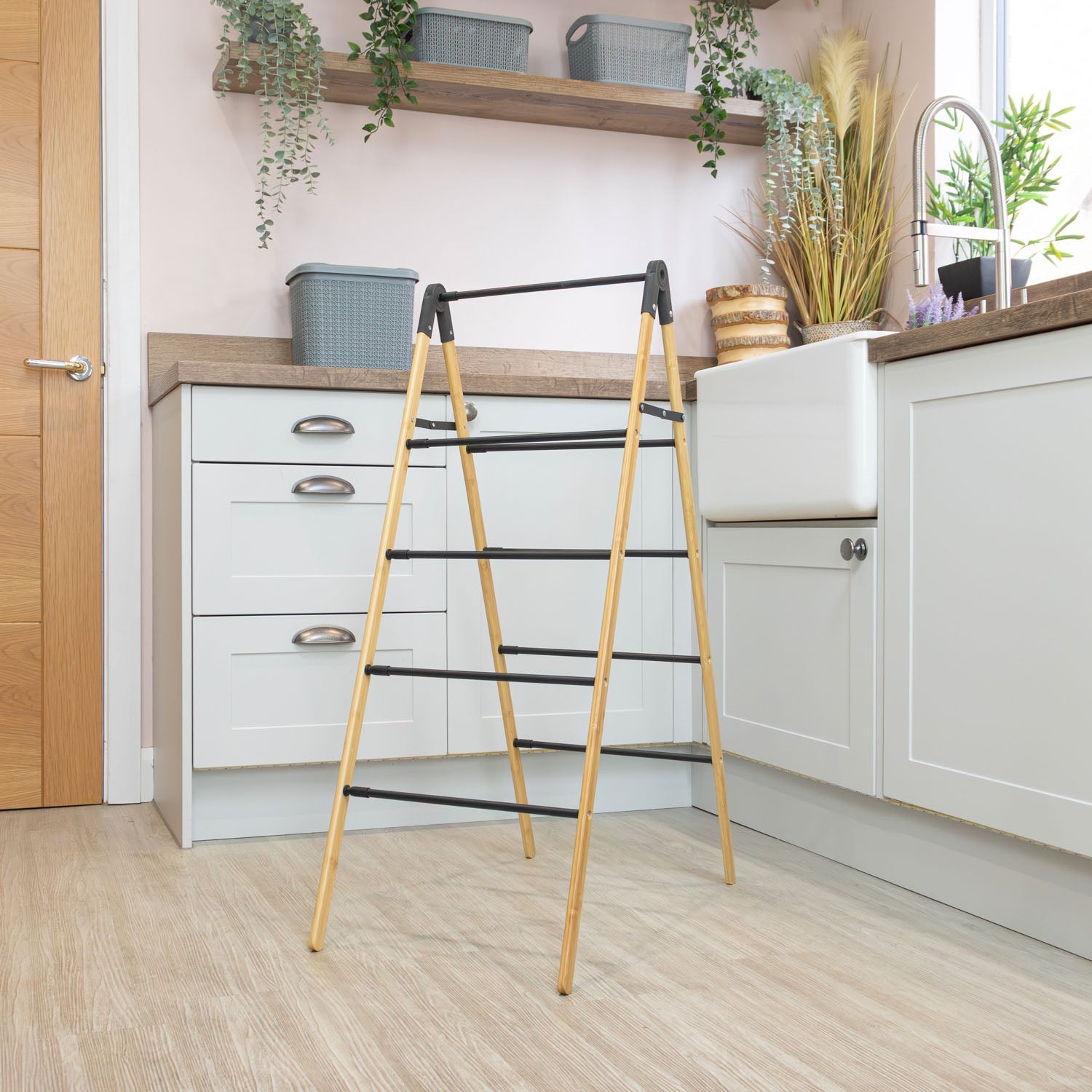 Bamboo Extendable 4 Tier Clothes Ladder