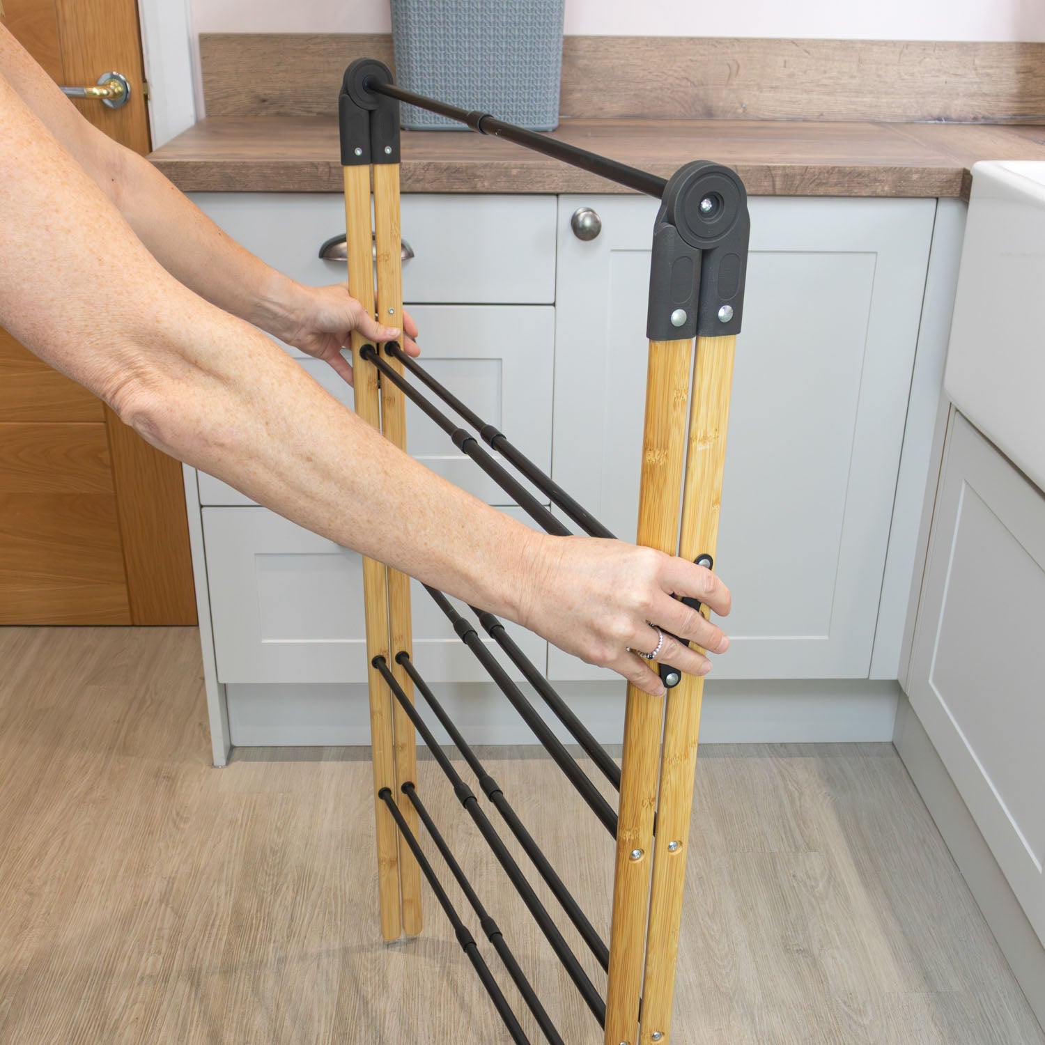 Bamboo Extendable 4 Tier Clothes Ladder
