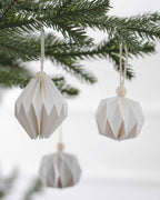 Paper Shaped Tree Decorations With Bead (3pk)