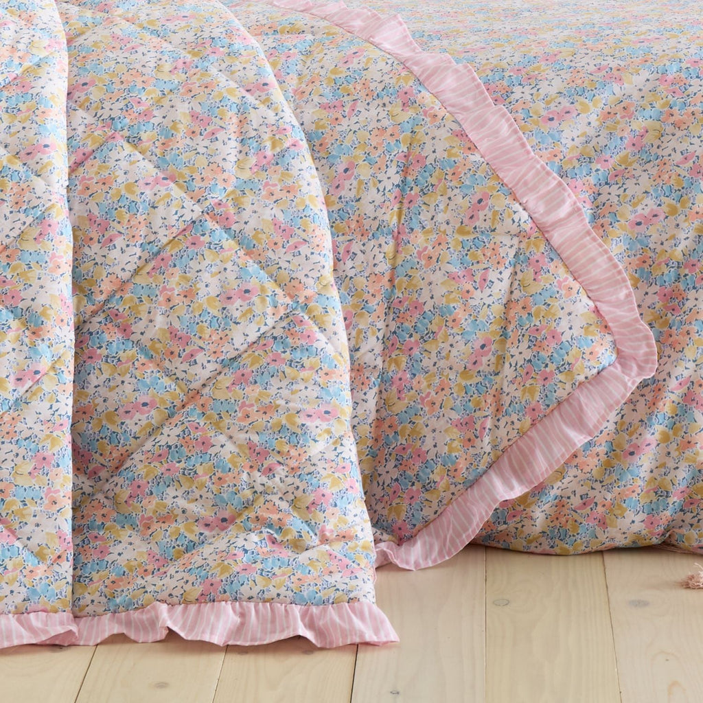 Catherine Lansfield Darcy Pink Floral Reversible Bedspread