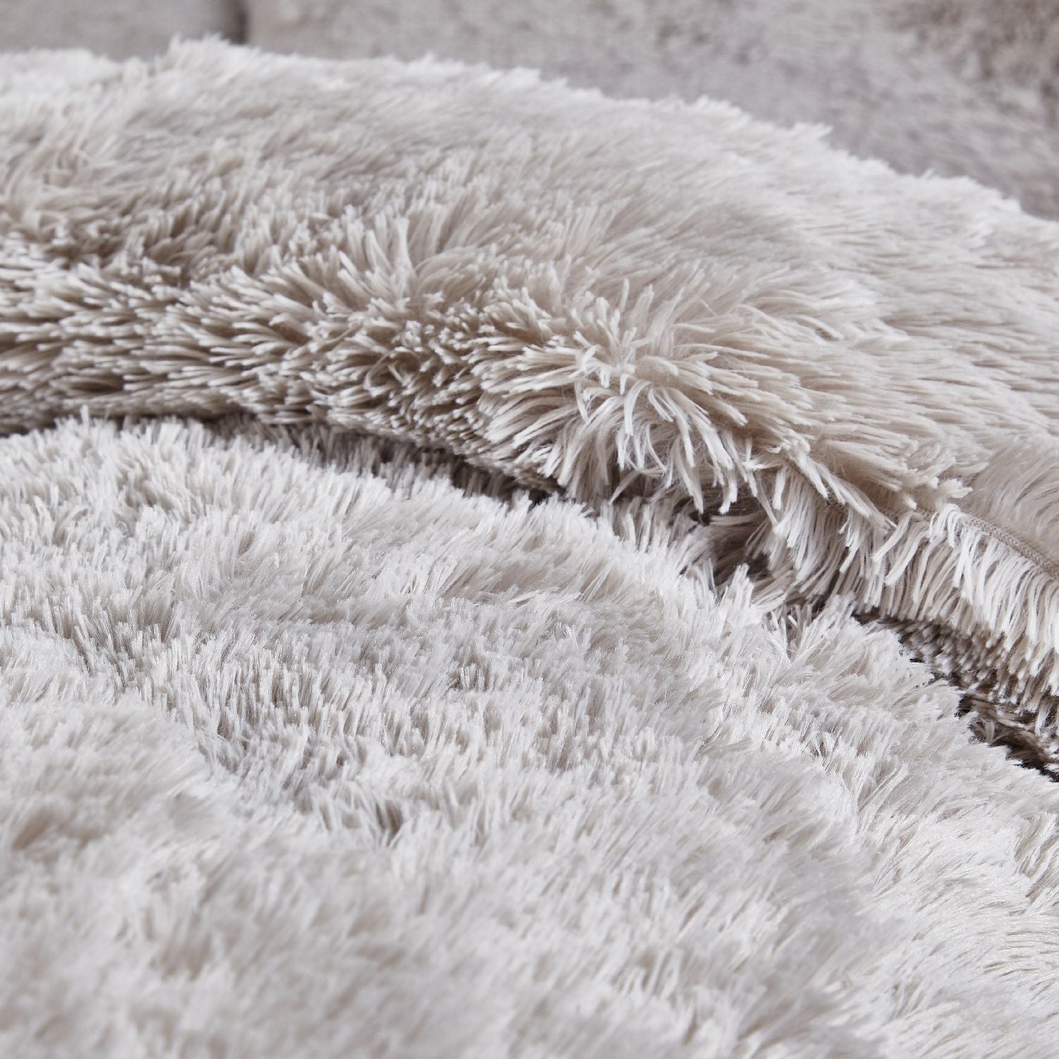 Catherine Lansfield Cuddly Deep Pile Silver Faux Fur Duvet Set