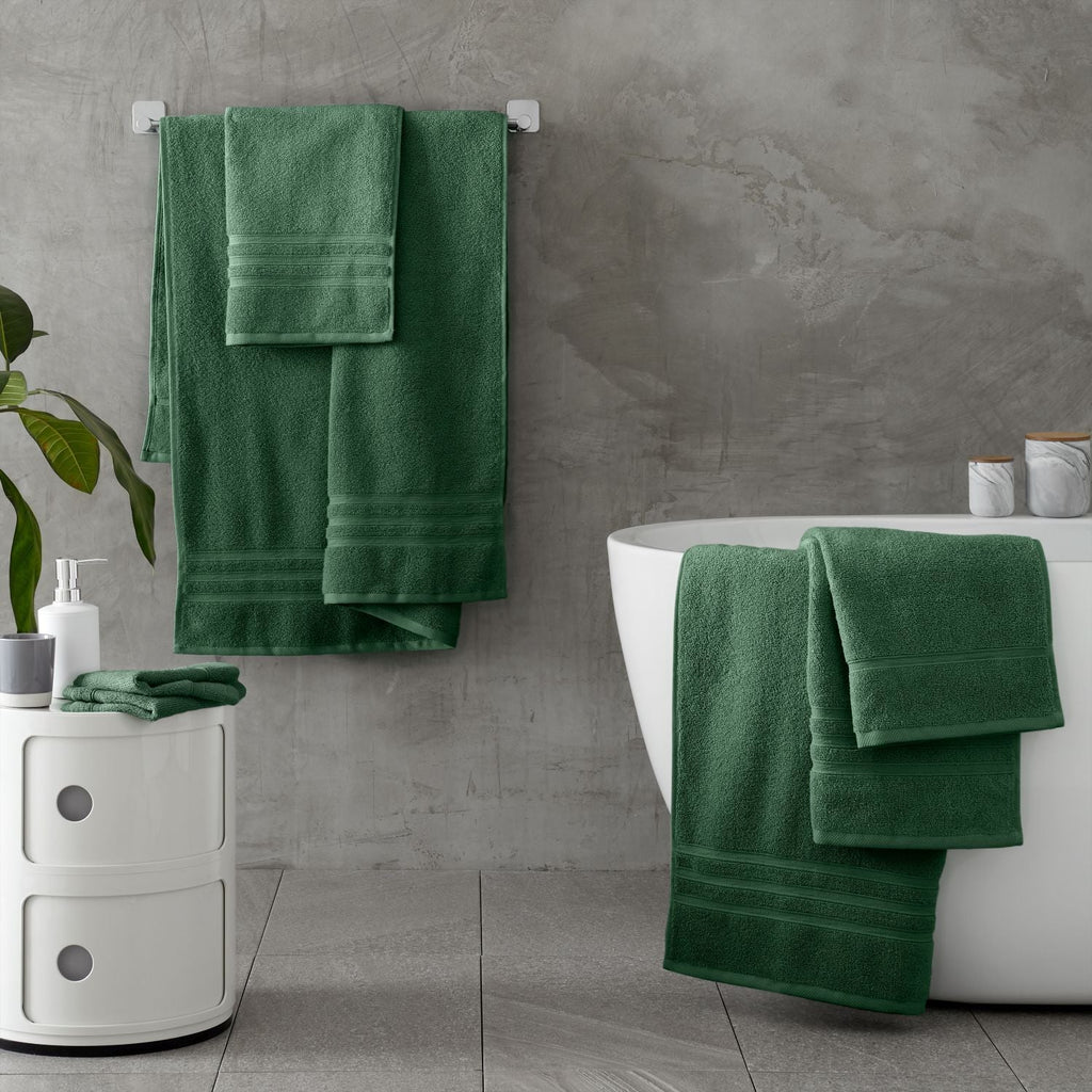 Catherine Lansfield Zero Twist Forest Green Cotton 6 Piece Towel Bale Set