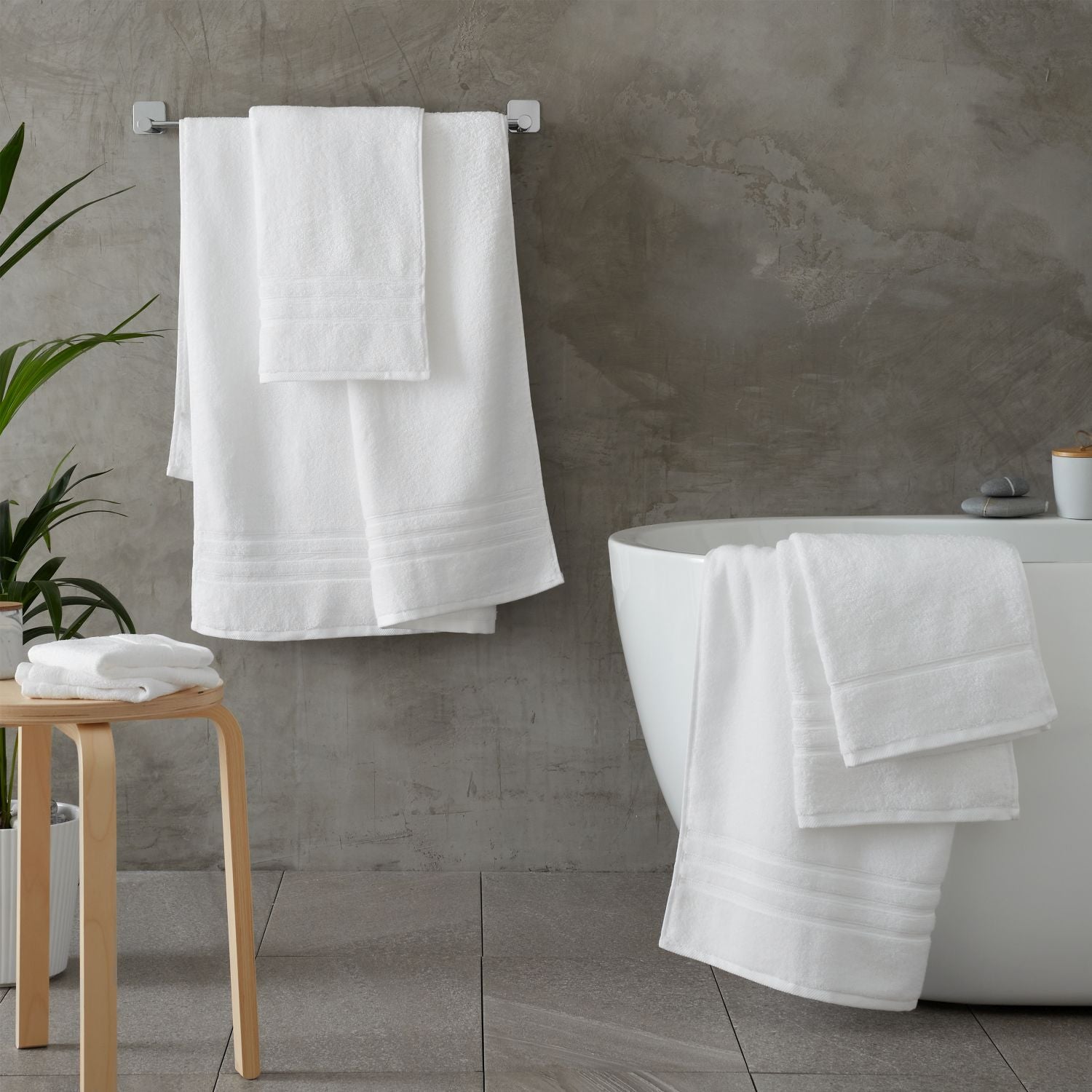 Catherine Lansfield Zero Twist White Cotton 6 Piece Towel Bale Set