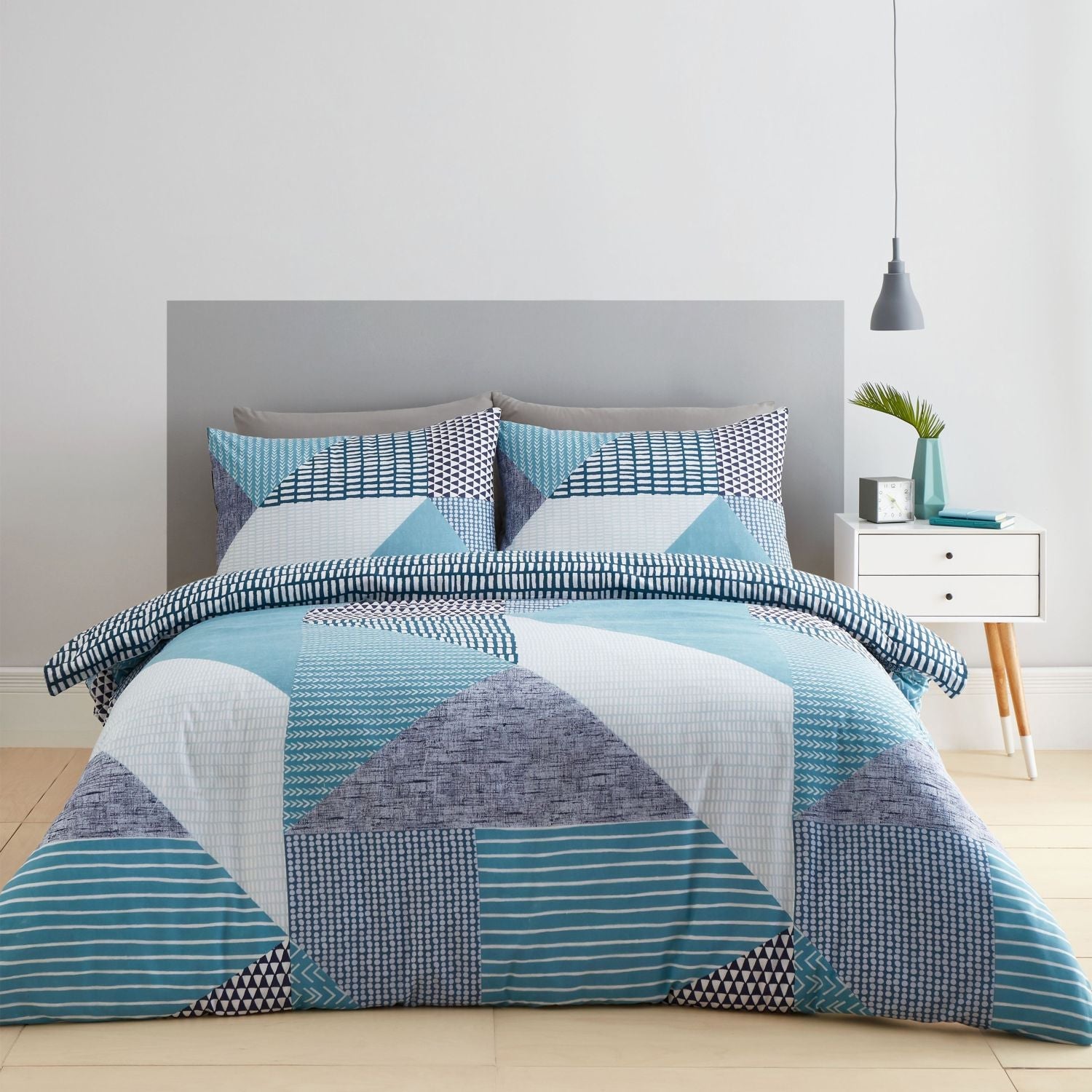 Catherine Lansfield Larsson Teal Geo Reversible Duvet Set
