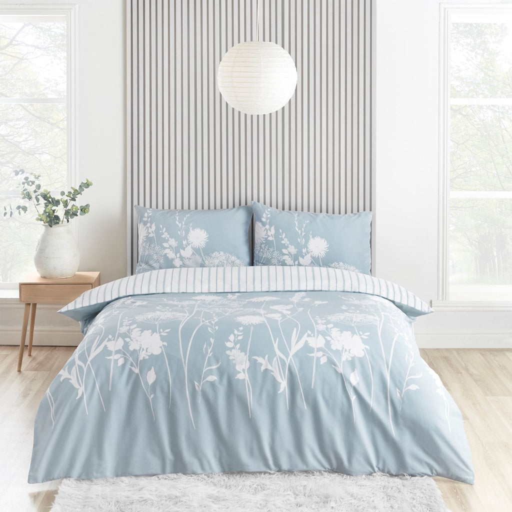 Catherine Lansfield Meadowsweet Sea Spray Blue Floral Duvet Set