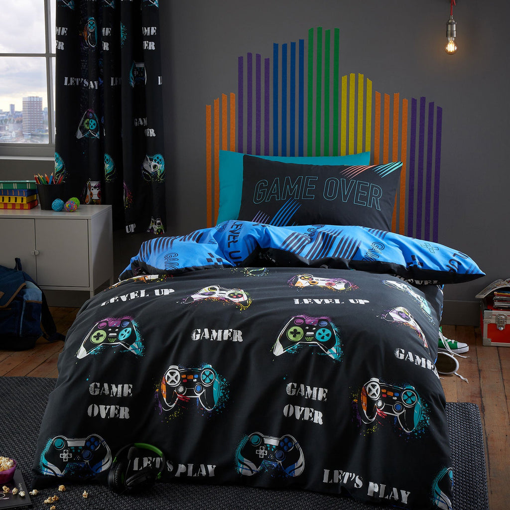 Catherine Lansfield Black Game Over Reversible Duvet Set