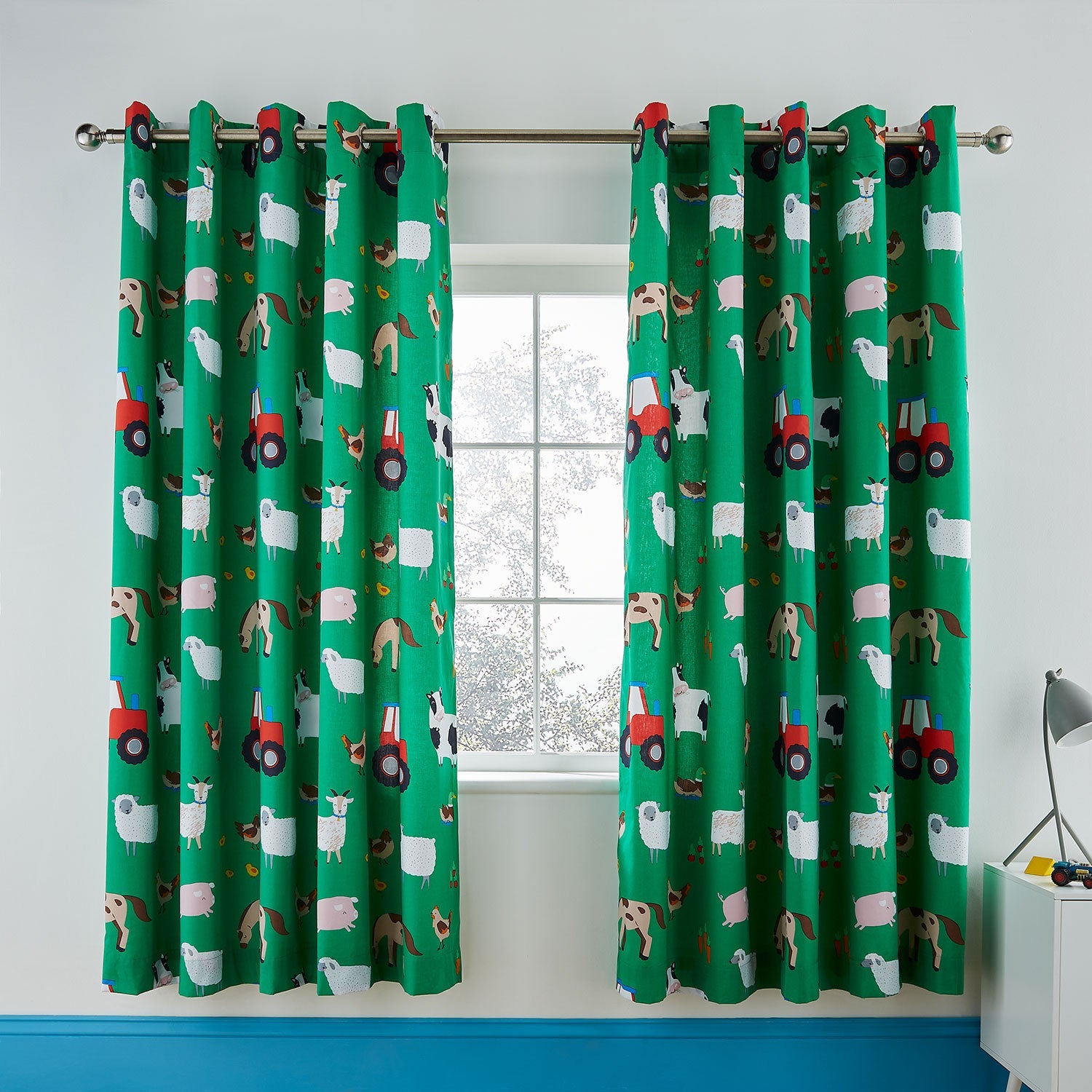 Catherine Lansfield Green Farmyard Animals Eyelet Curtains