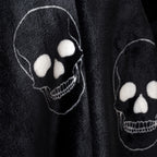 Catherine Lansfield Black Skulls Fleece Throw (130cm x 170cm)