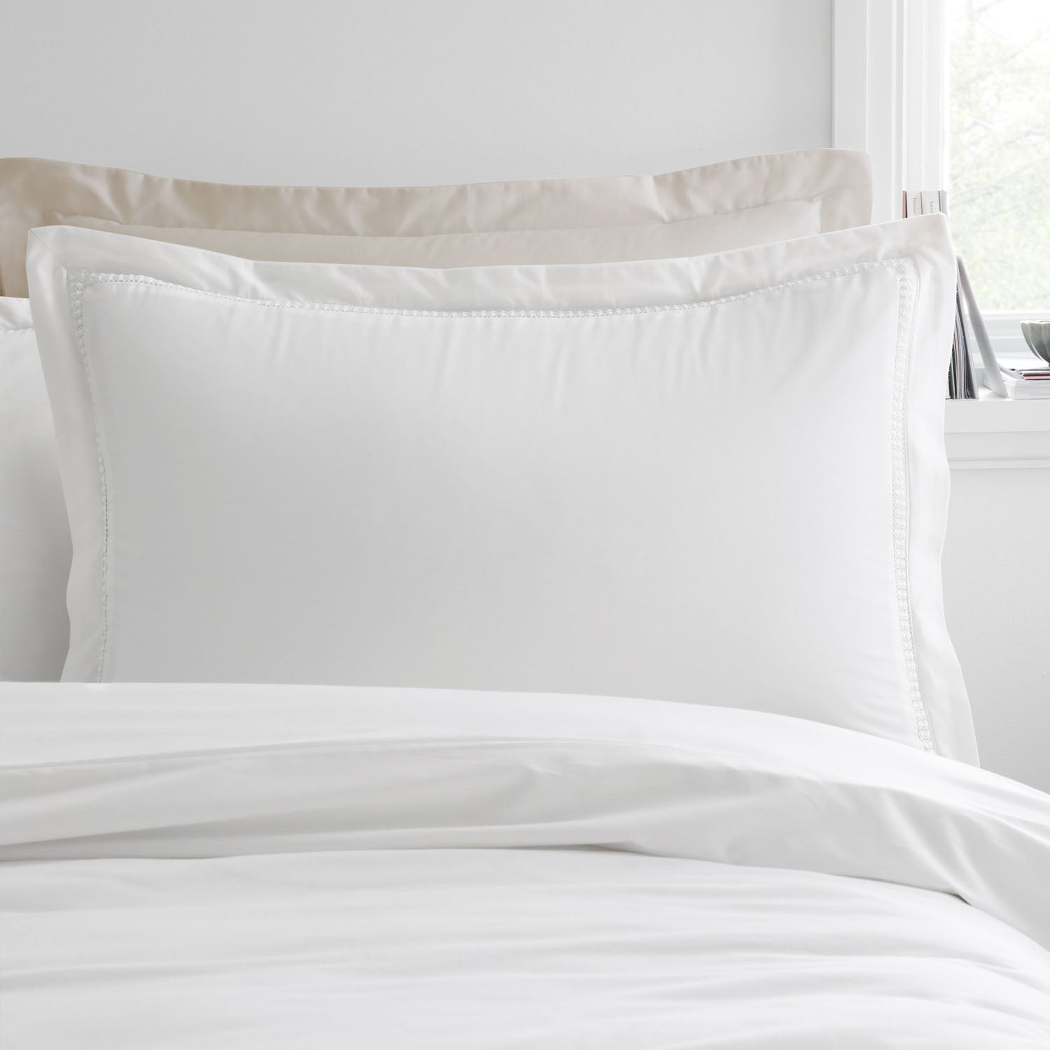 Bianca Oxford Lace Trim White 200TC Cotton Duvet Set