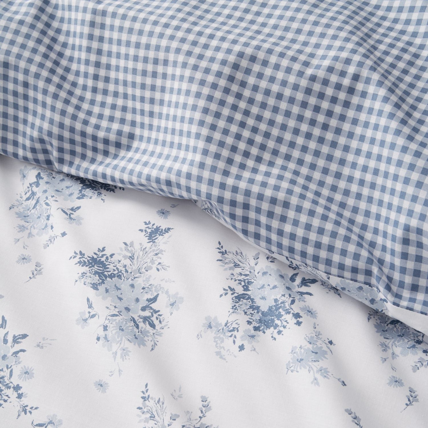 Catherine Lansfield Lucie Floral Frill Reversible Duvet Set