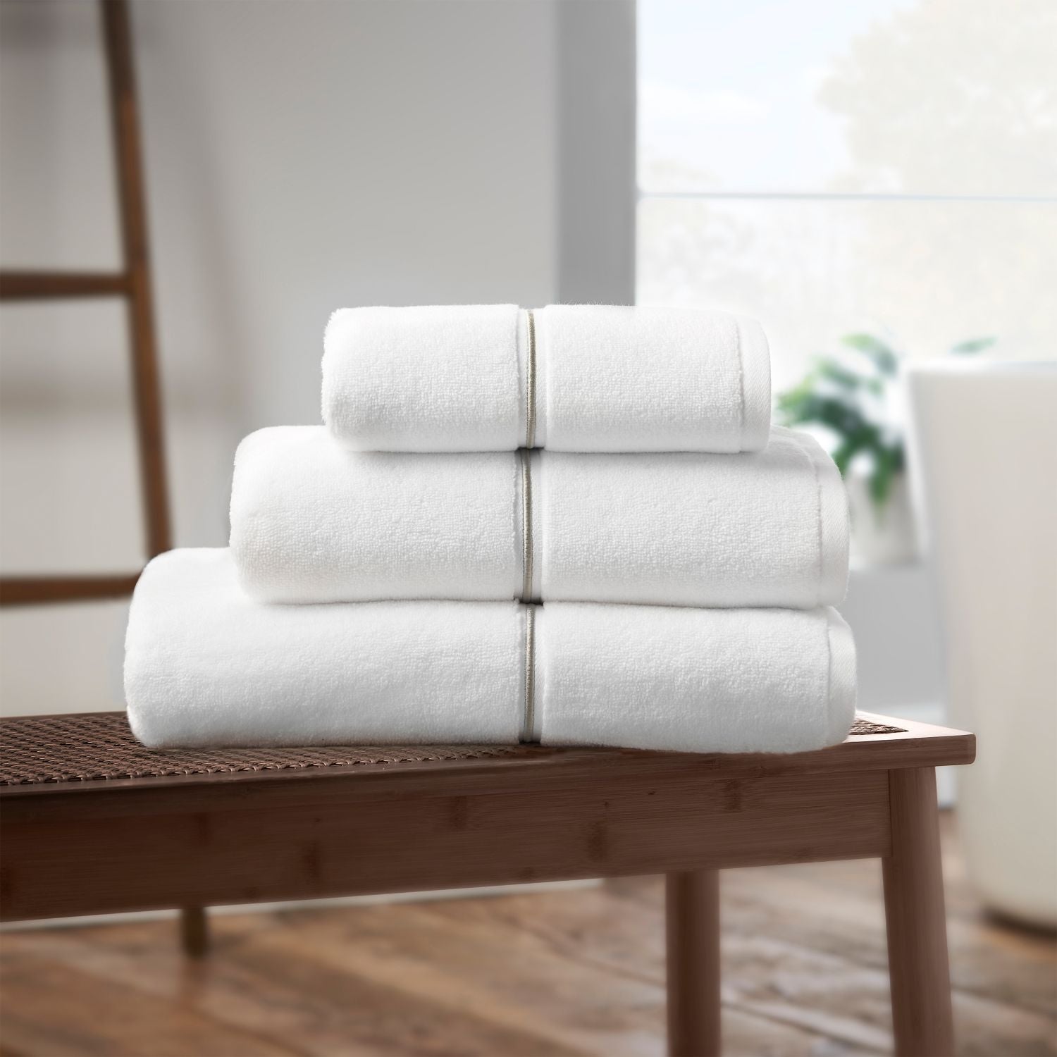 Bianca Zero Twist Satin Stitch White Cotton Towels
