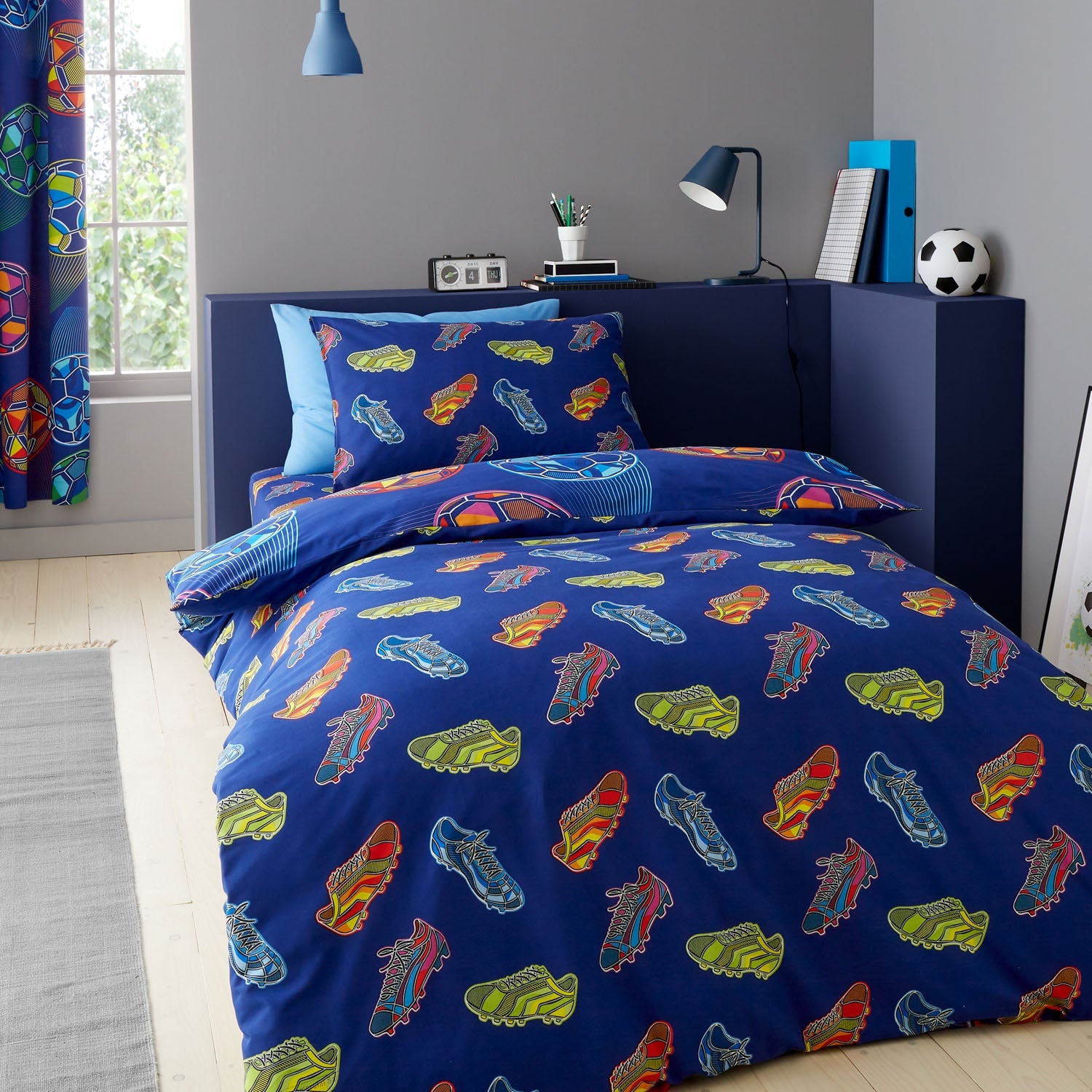 Catherine Lansfield Navy Blue Bright Football Reversible Duvet Set