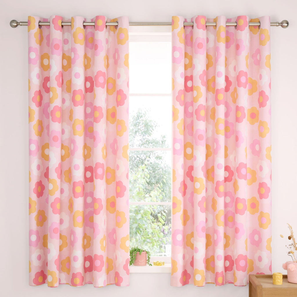 Catherine Lansfield Pink Retro Daisy Reversible Eyelet Curtains