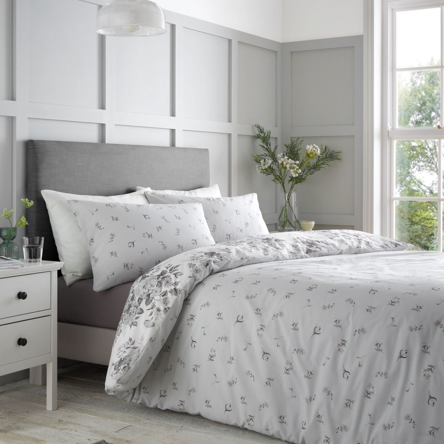 Catherine Lansfield Elinda Grey Floral Reversible Duvet Set