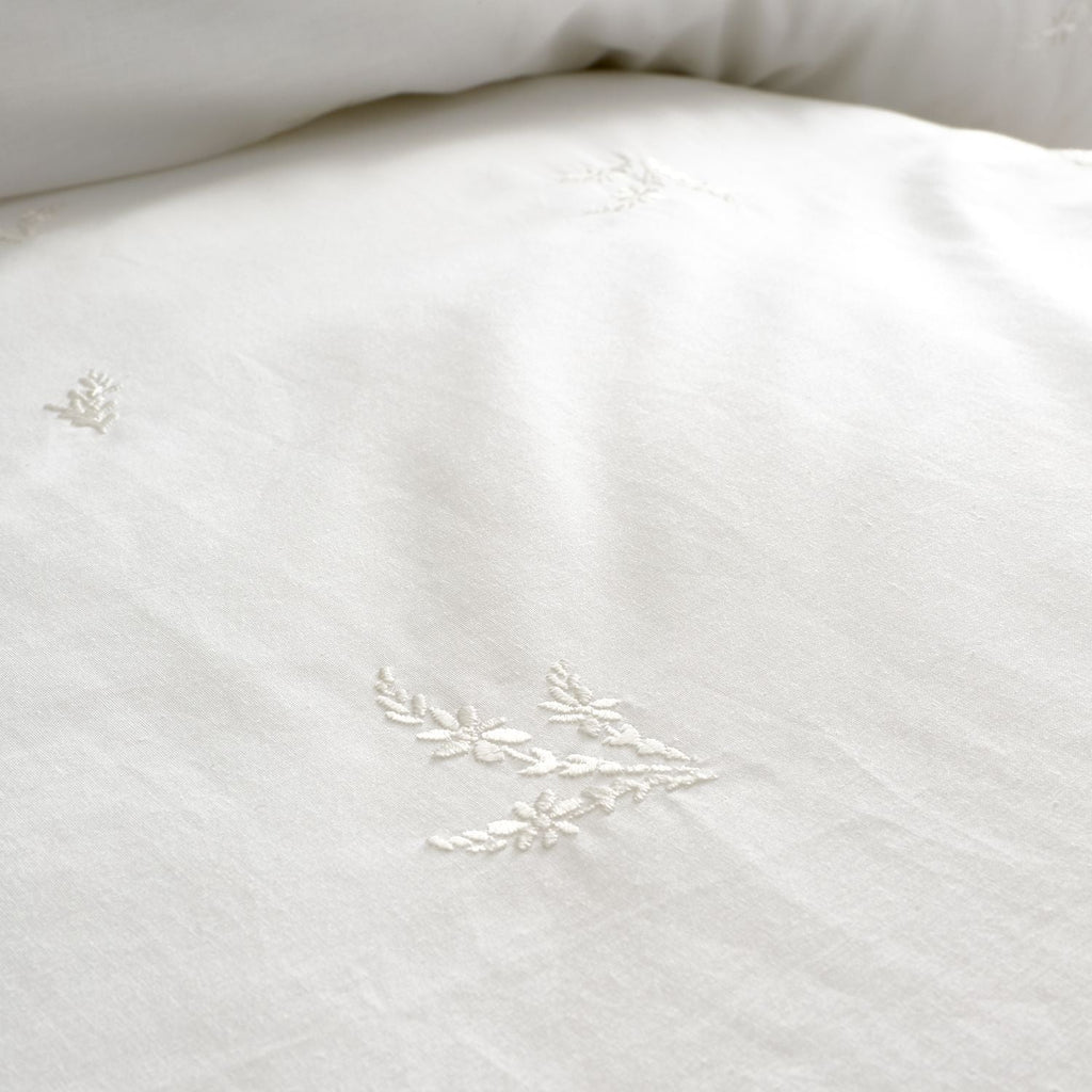 Bianca Lottie White Floral Embroidery 180TC Cotton Duvet Set