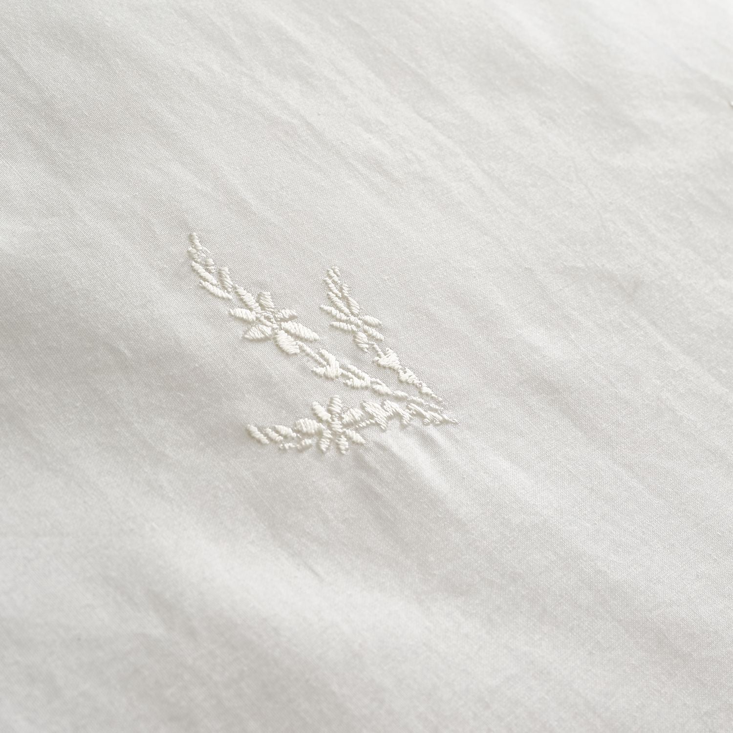 Bianca Lottie White Floral Embroidery 180TC Cotton Duvet Set