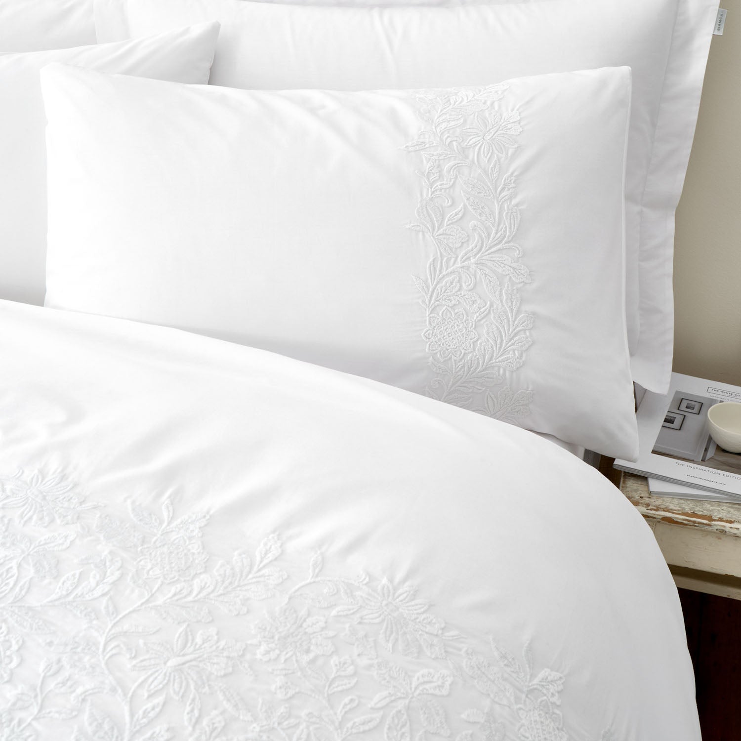 Bianca Embroidery Floral White 200TC Cotton Duvet Set