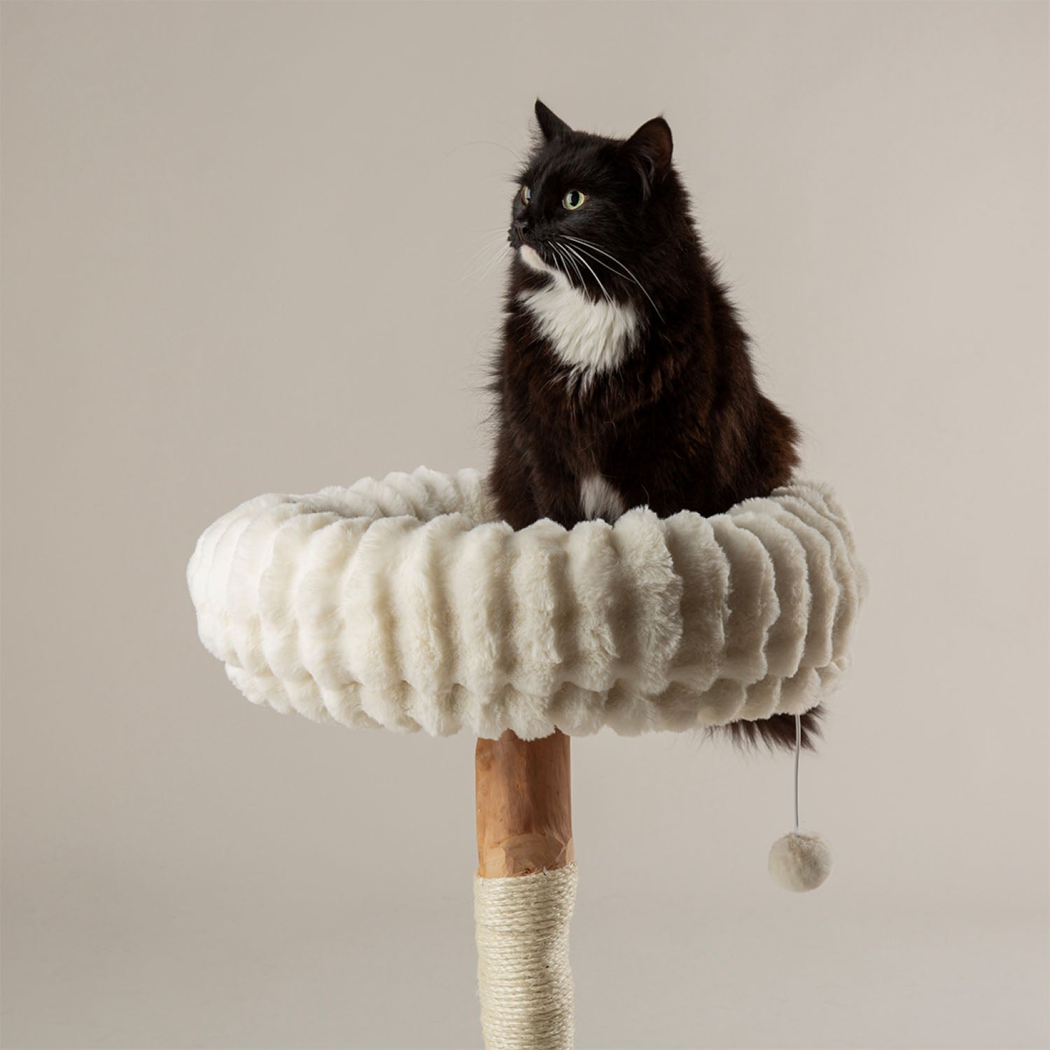 Scruffs Appalachians Cream Cat Scratching Tree