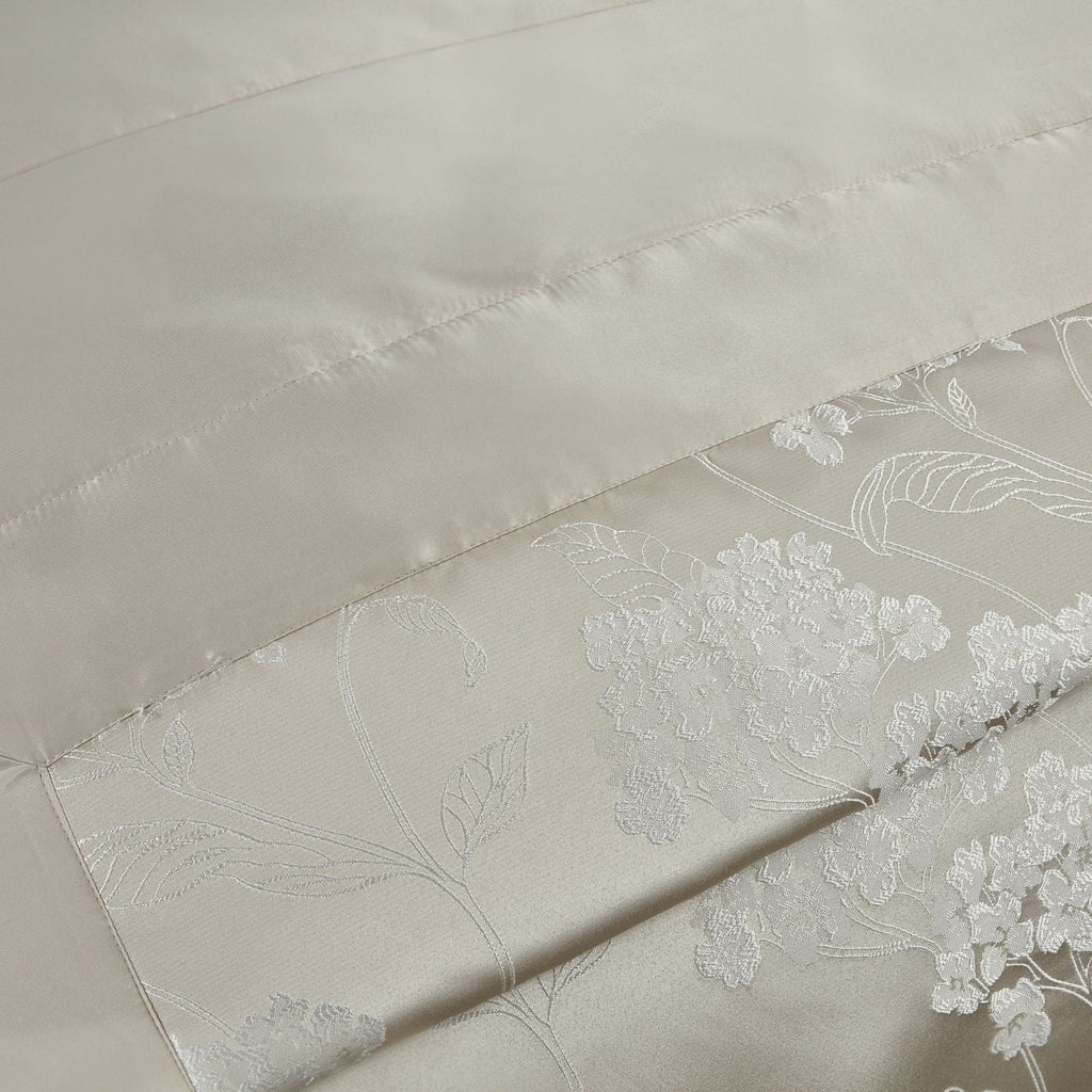 Blossom Cream Embellished Jacquard Quilted Bedspread Set (220cm x 240cm)