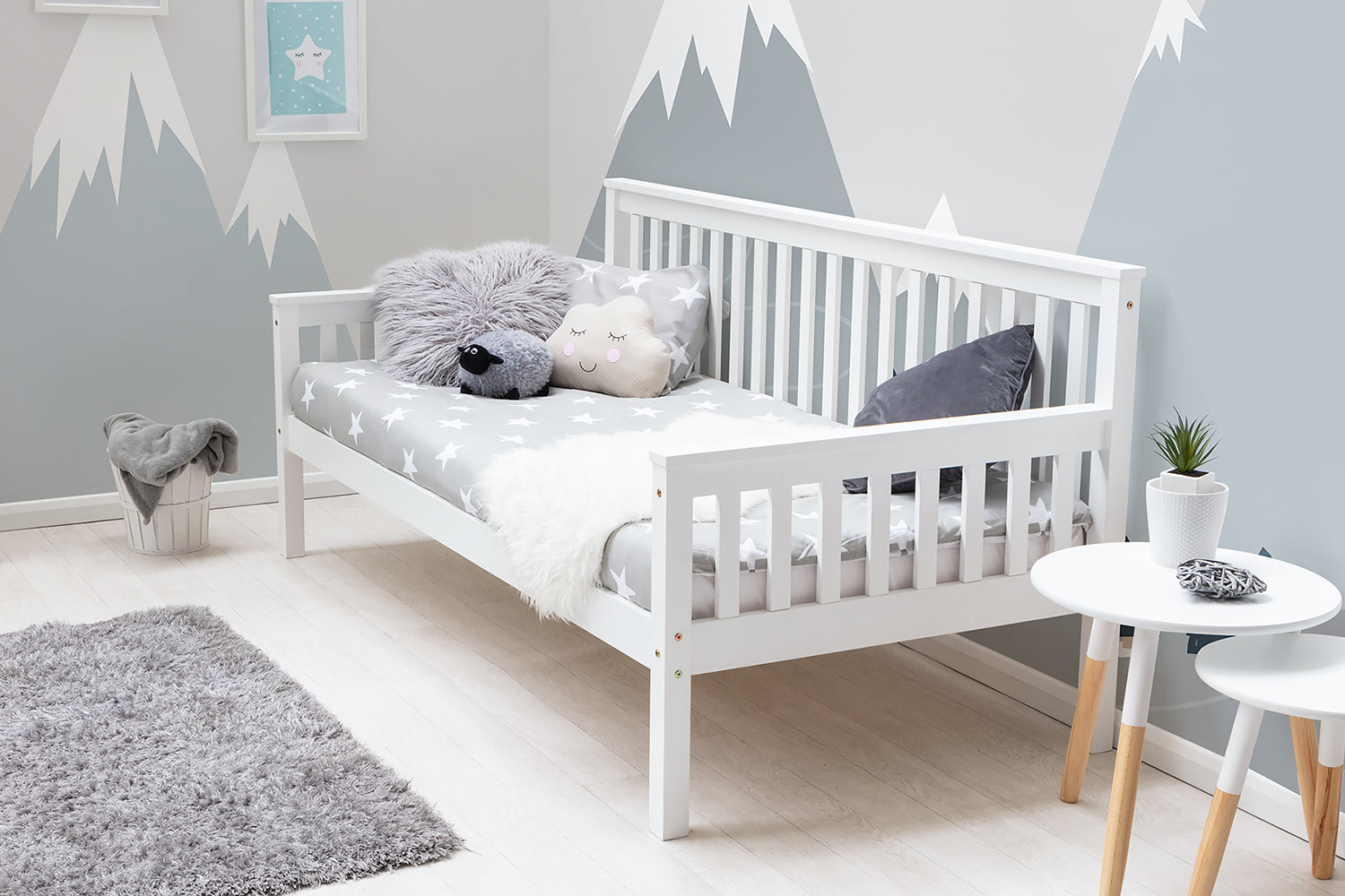 Blythe White Wooden Single Day Bed