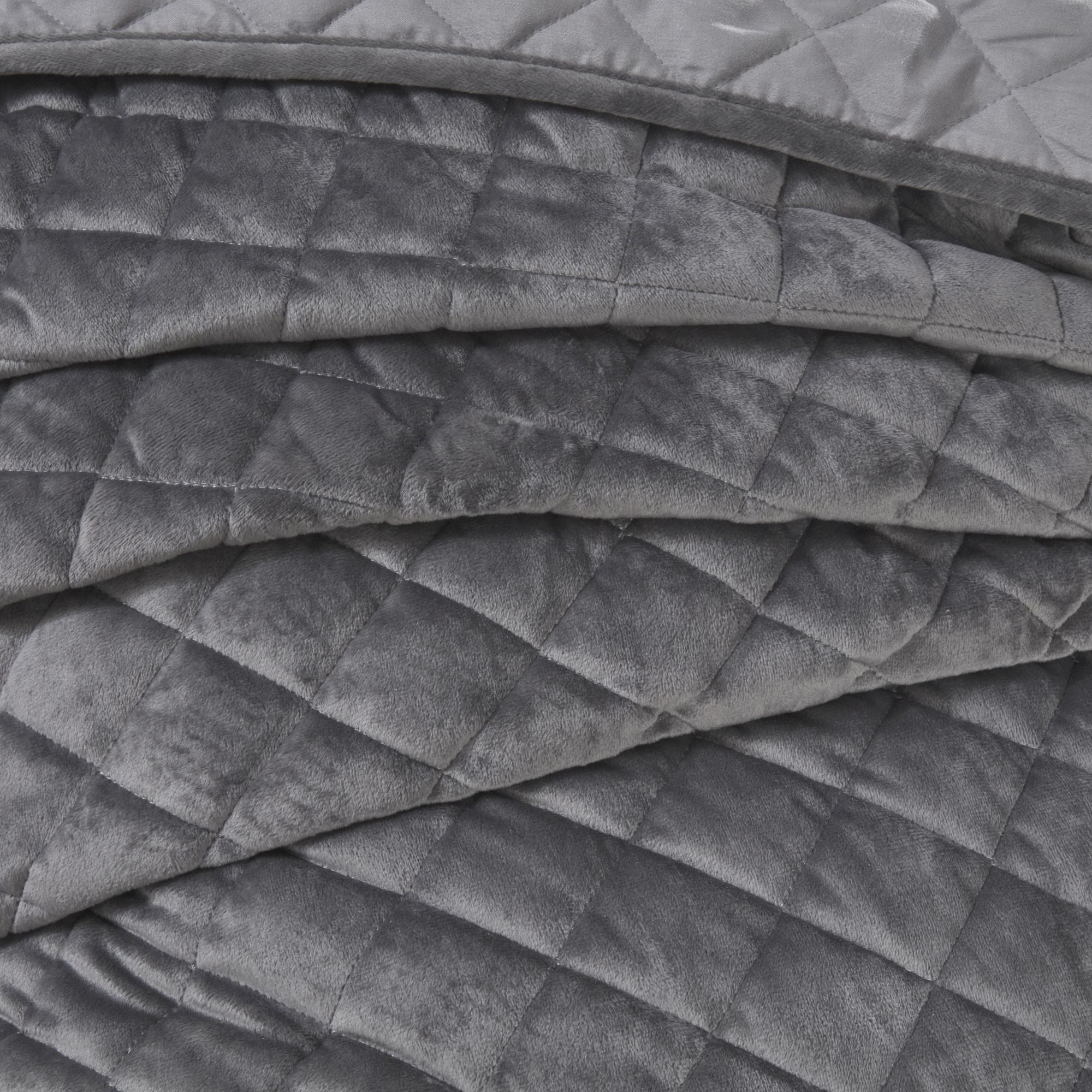 Regent Silver Quilted Soft Touch Velvet Bedspread Set