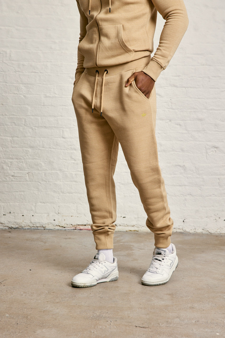IN Crown EMB Joggers
