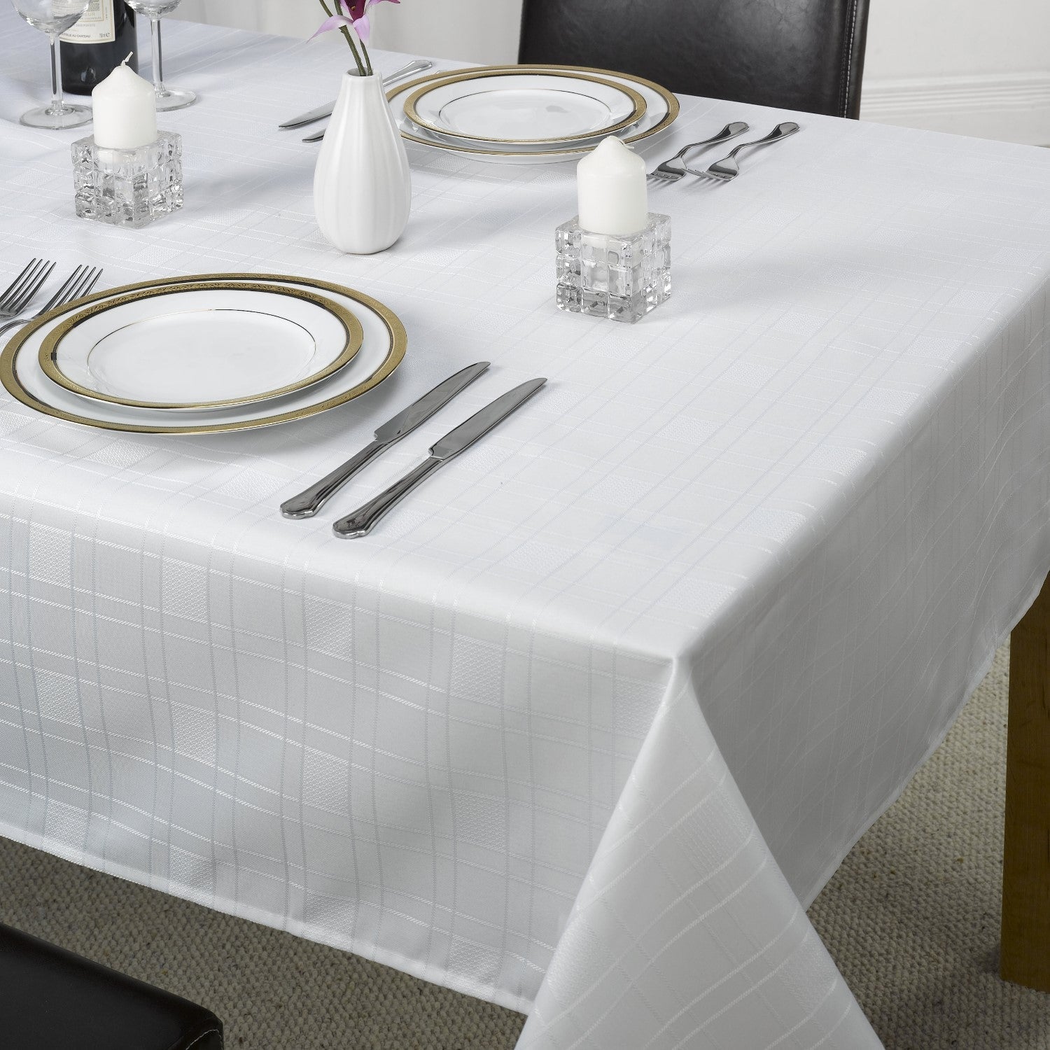 Chequers White Jacquard Table Cloth
