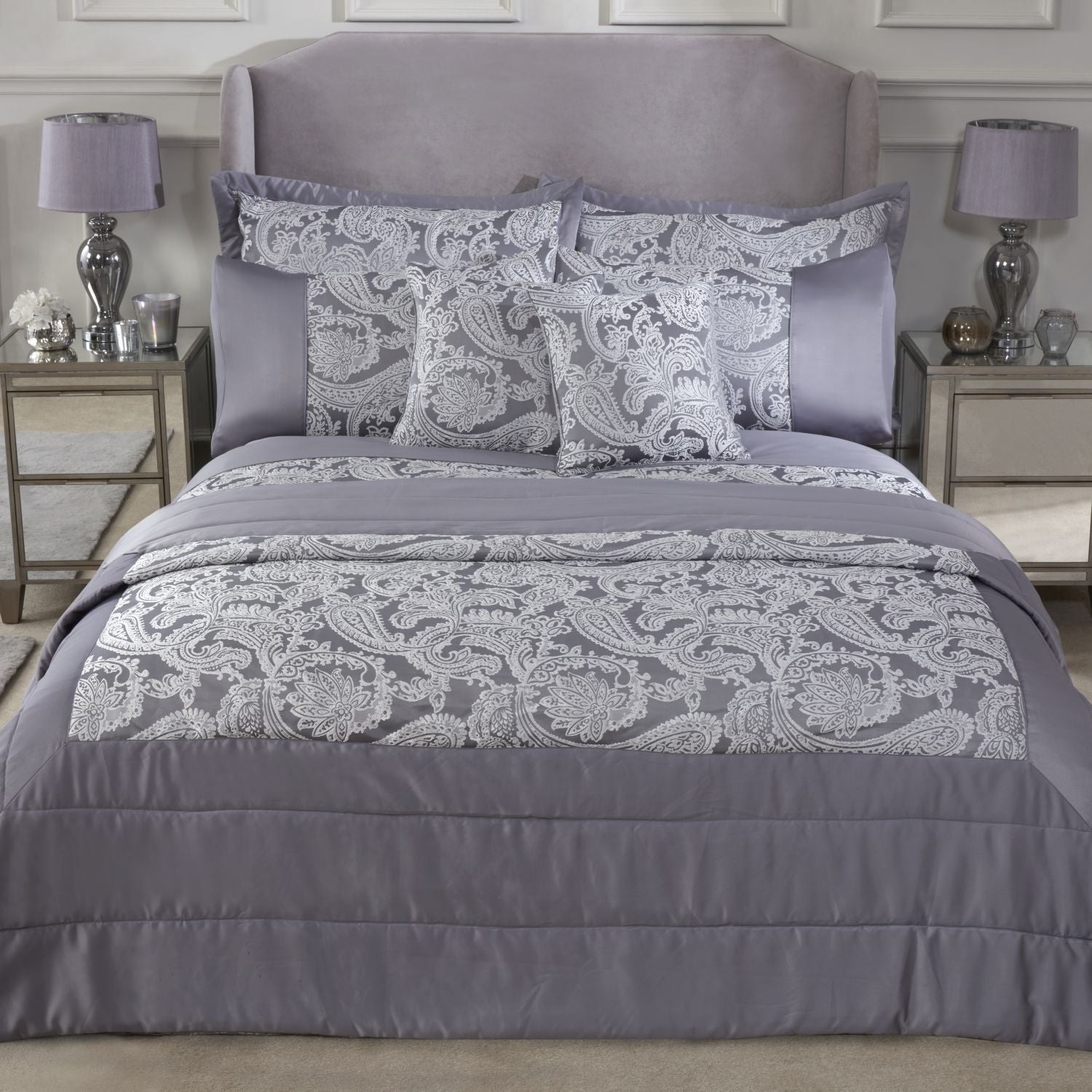 Duchess Silver Embellished Jacquard Quilted Bedspread Set