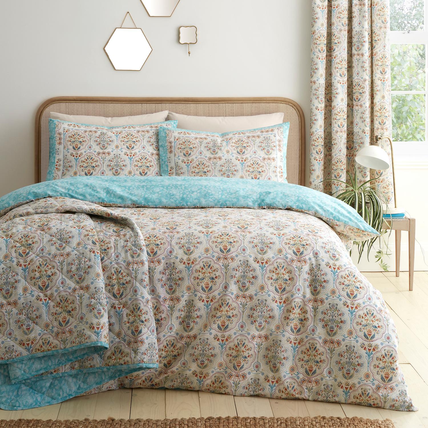 Edena Deco Floral Natural Reversible Duvet Set