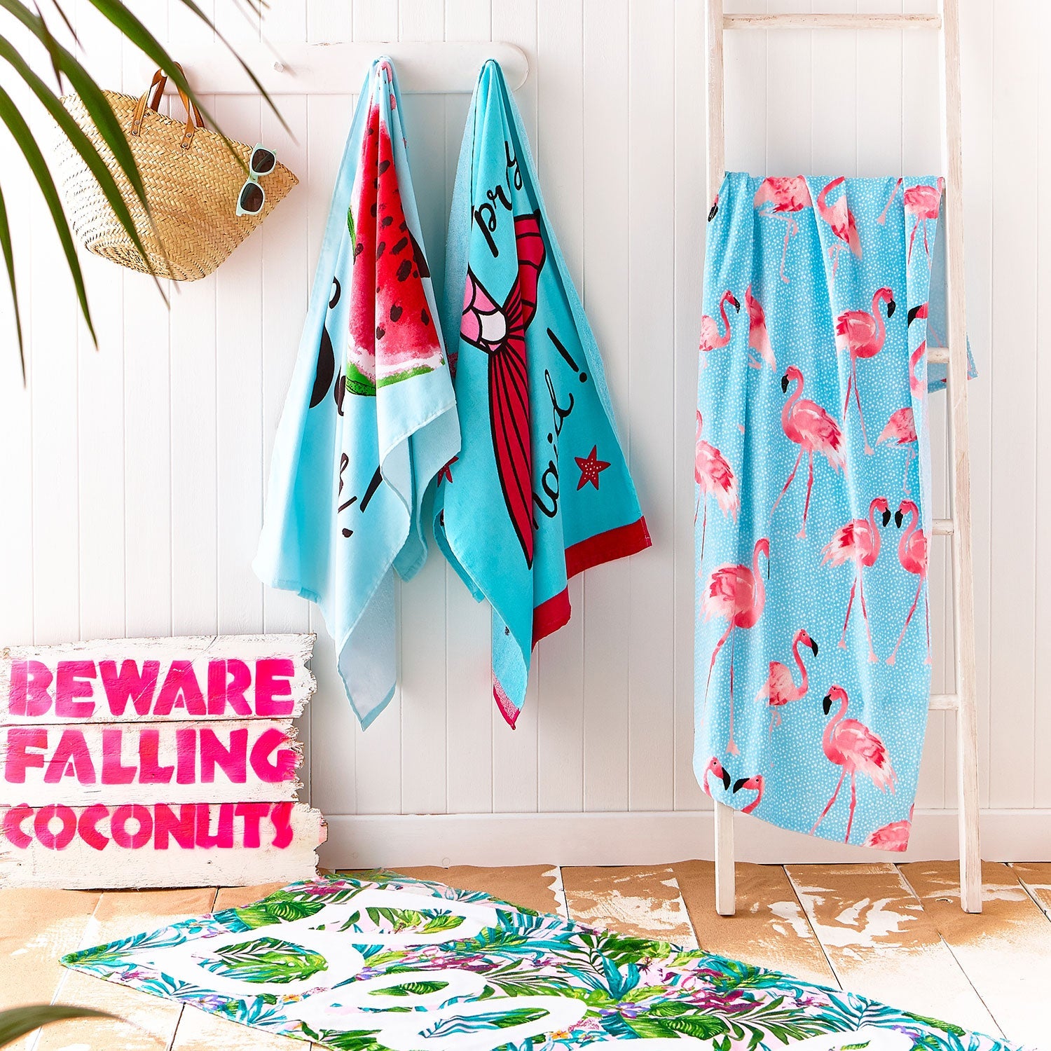 Catherine Lansfield Flamingo Cotton Beach Towel