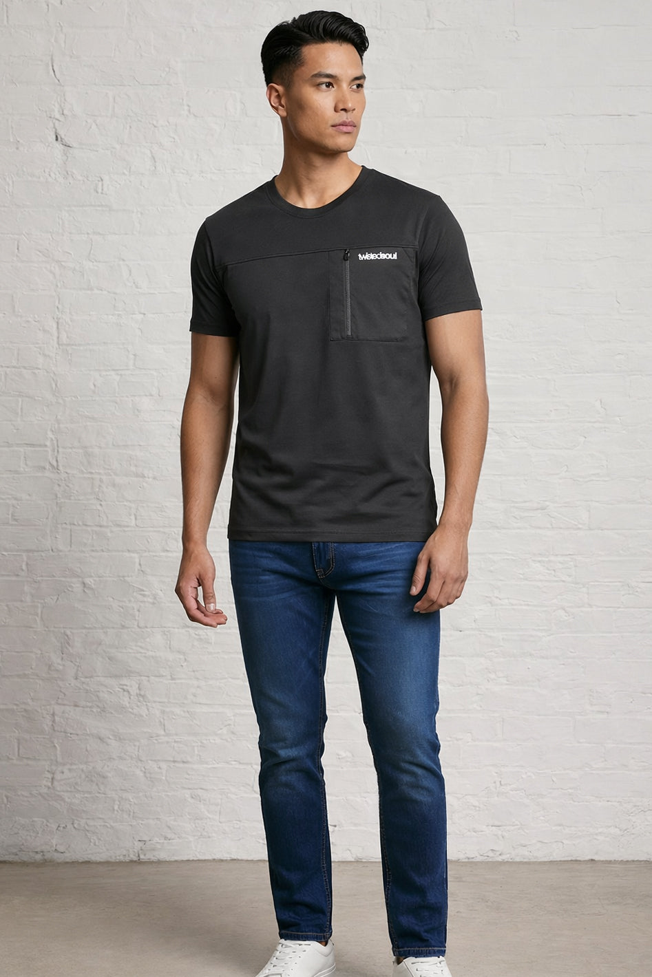 Men's Black Woven Pocket T-Shirt
