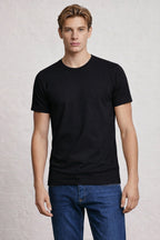 Crew Neck Pocket Roll T-Shirt