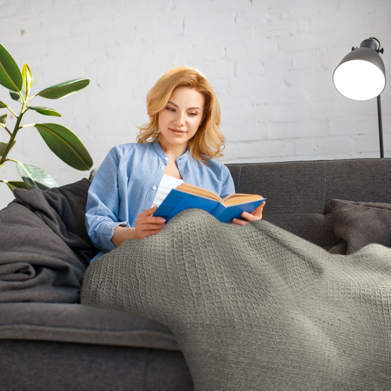 Silver Honeycomb Recycled Cotton Throw