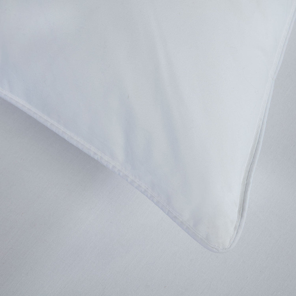 Luxury Feels Like Down Hotel Pillow (Medium)