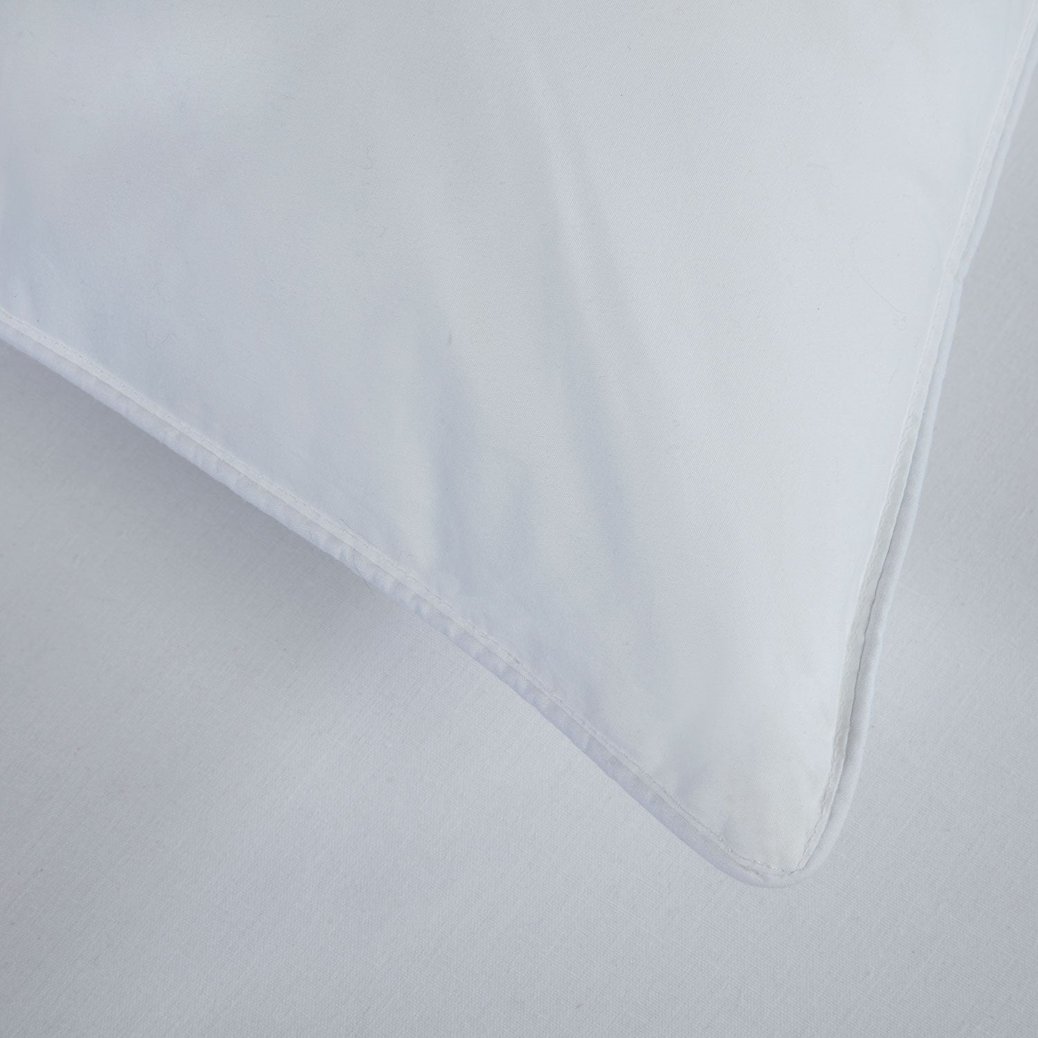 Luxury Feels Like Down Hotel Pillow (Soft)