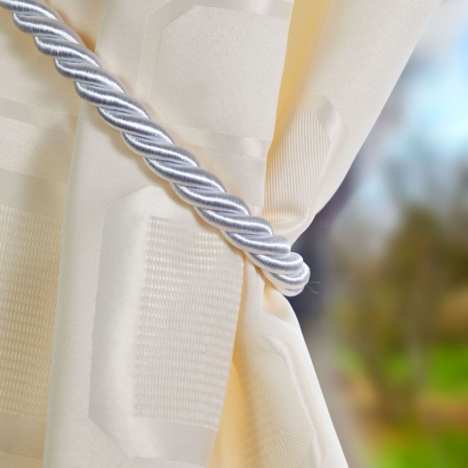 Knightsbridge White Rope Tiebacks (Pair)