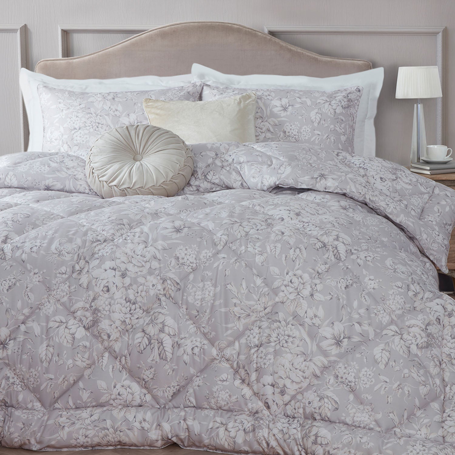 Laura Ashley Heledd Blooms 10.5 Tog Coverless Duvet Set