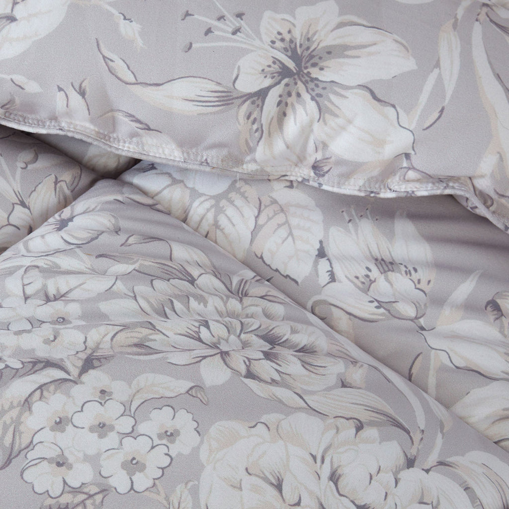 Laura Ashley Heledd Blooms 10.5 Tog Coverless Duvet Set