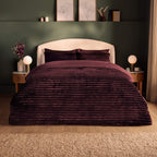 Silentnight Faux Fur Berry Reversible Duvet Set