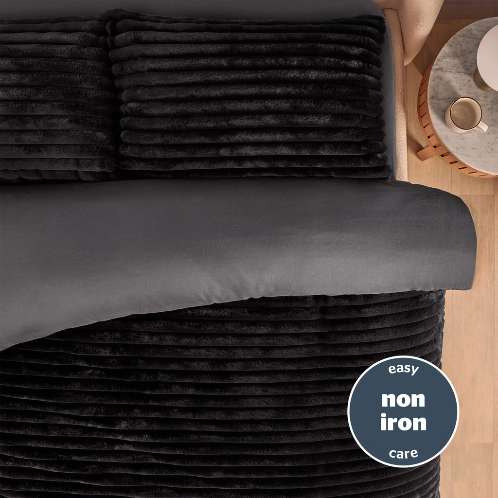 Silentnight Faux Fur Black Reversible Duvet Set