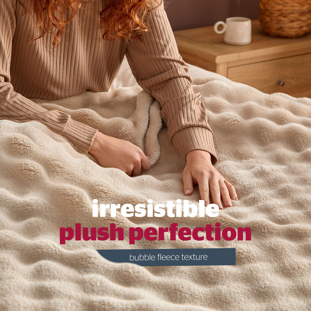 Silentnight Snugsie Natural Bubble Fleece Throw
