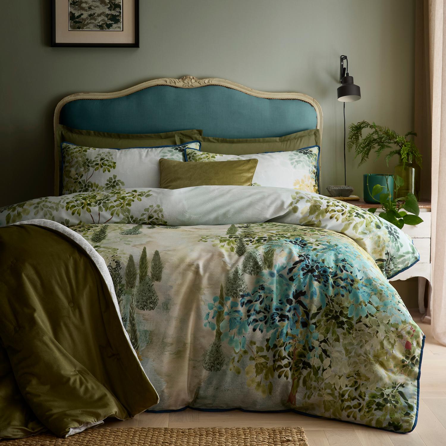 Hidden Garden Green Cotton Sateen Duvet Set
