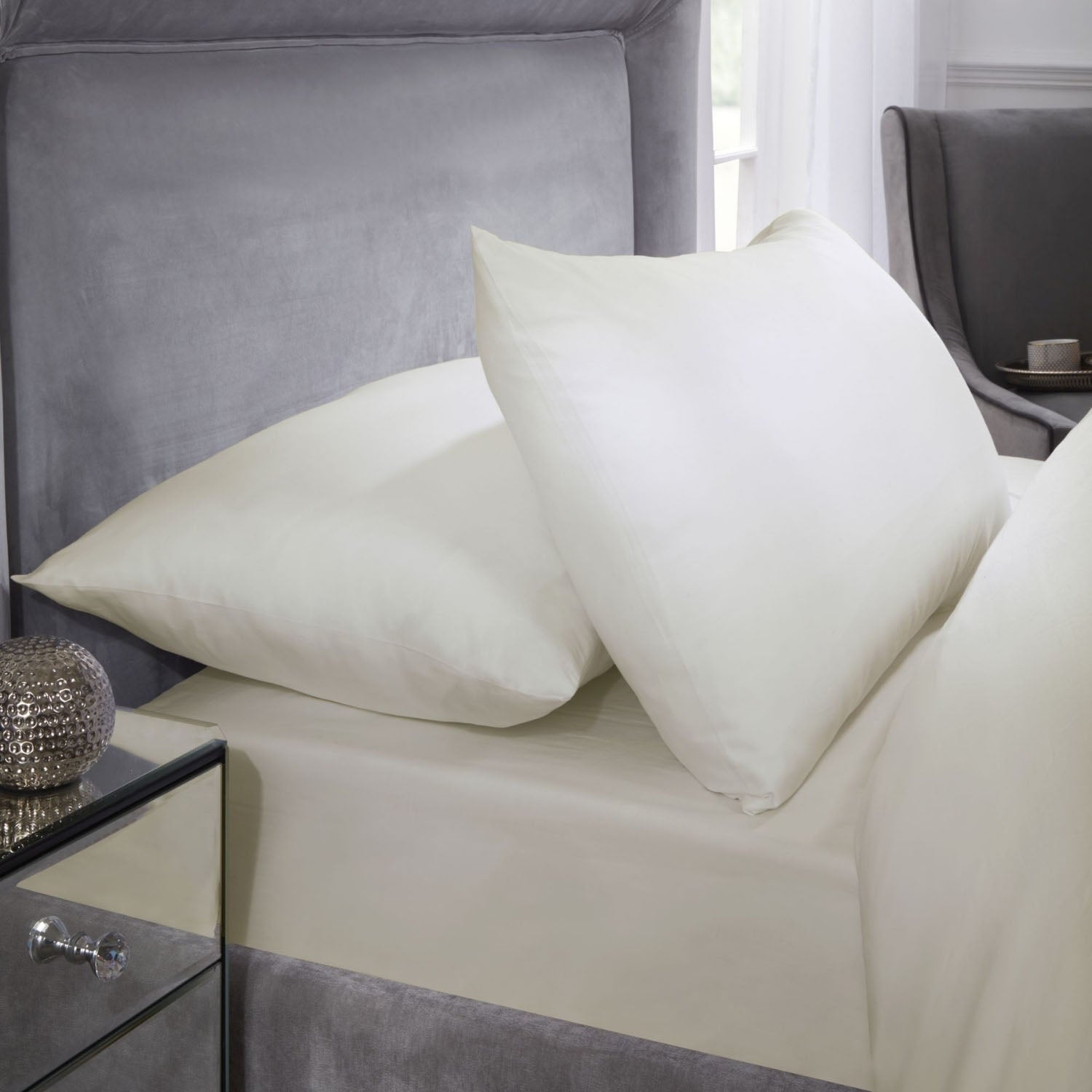 400 Thread Count Cream Cotton Pillowcases (Pair)