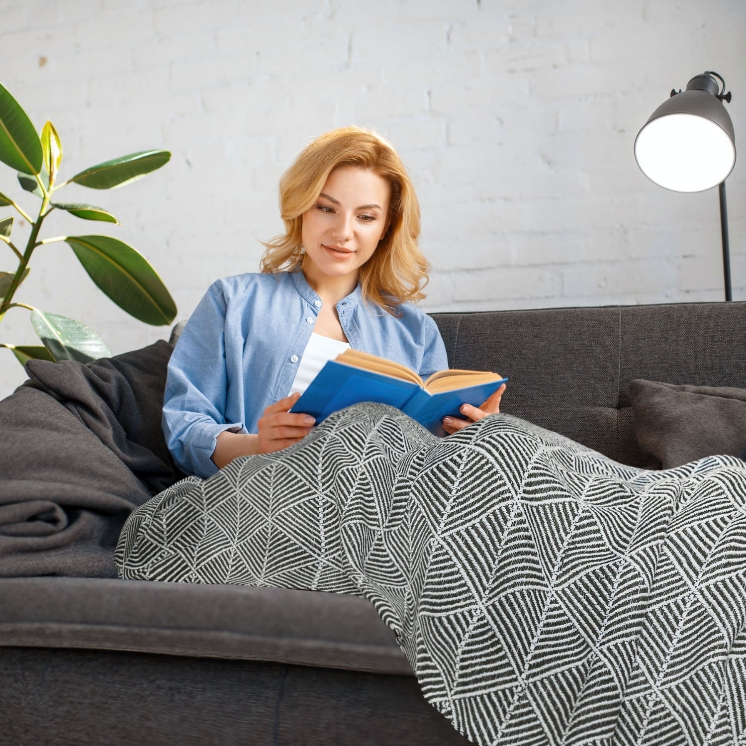 Zahra Black Scandi Woven Recycled Cotton Throw