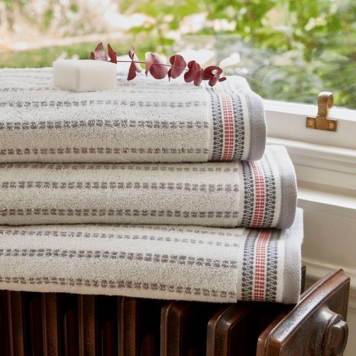 Bedeck Of Belfast Kala Bath Towel in Ivory - Beales department store